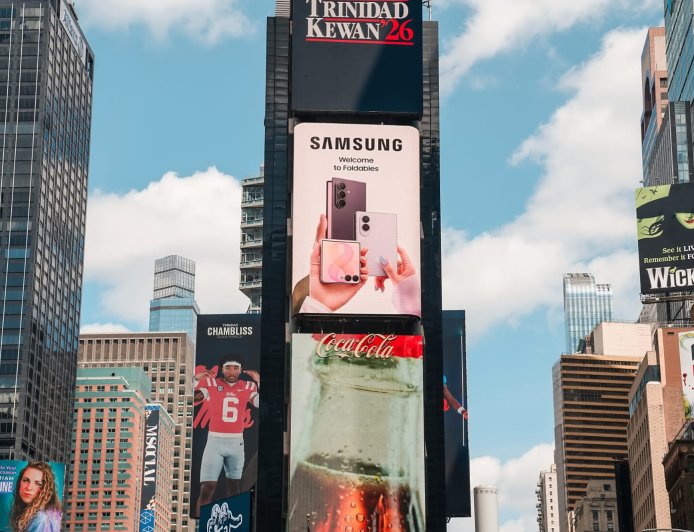 Samsung's Pioneering Foldable Vision Transforms the Global Mobile Landscape